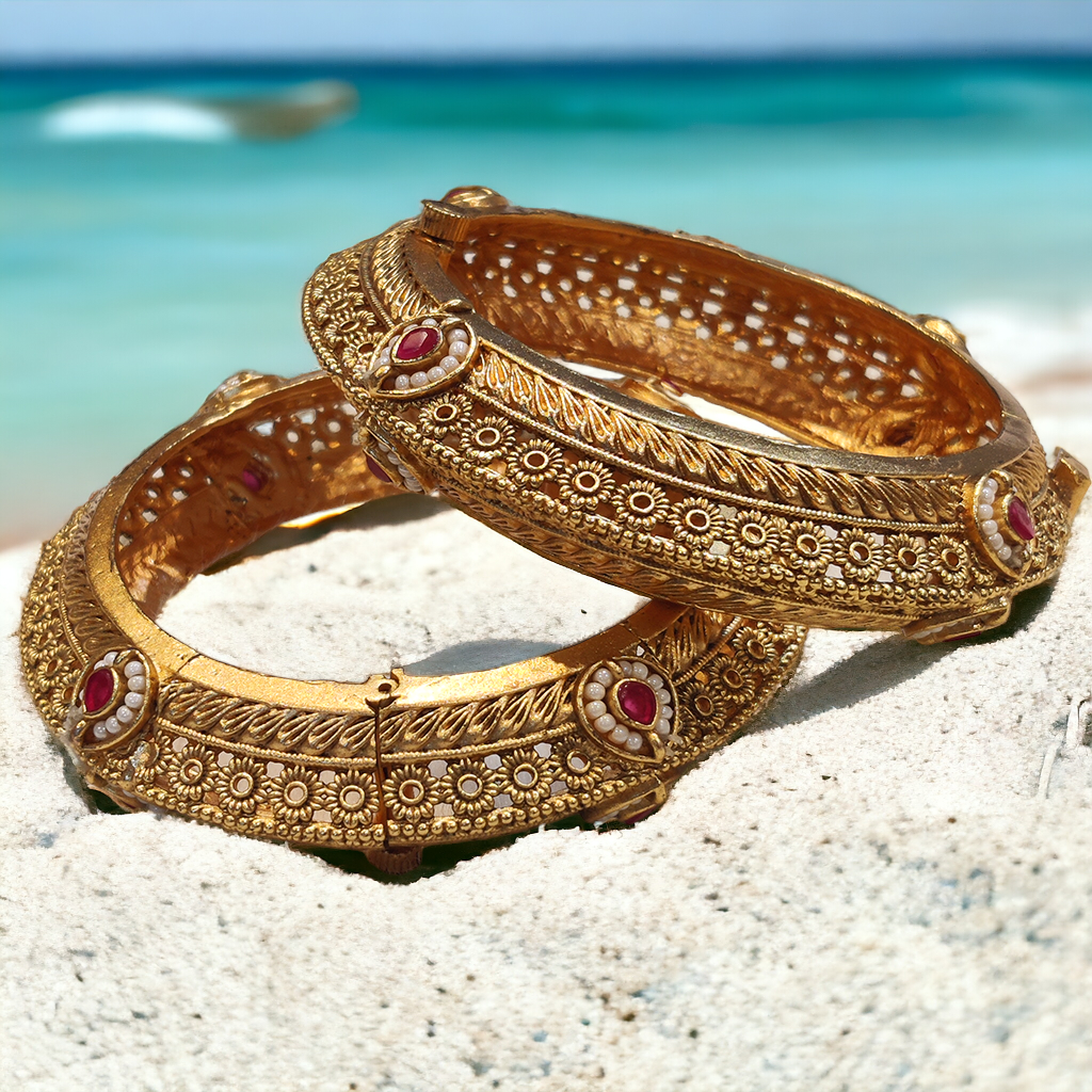 Rajwadi Bangles Garnisha