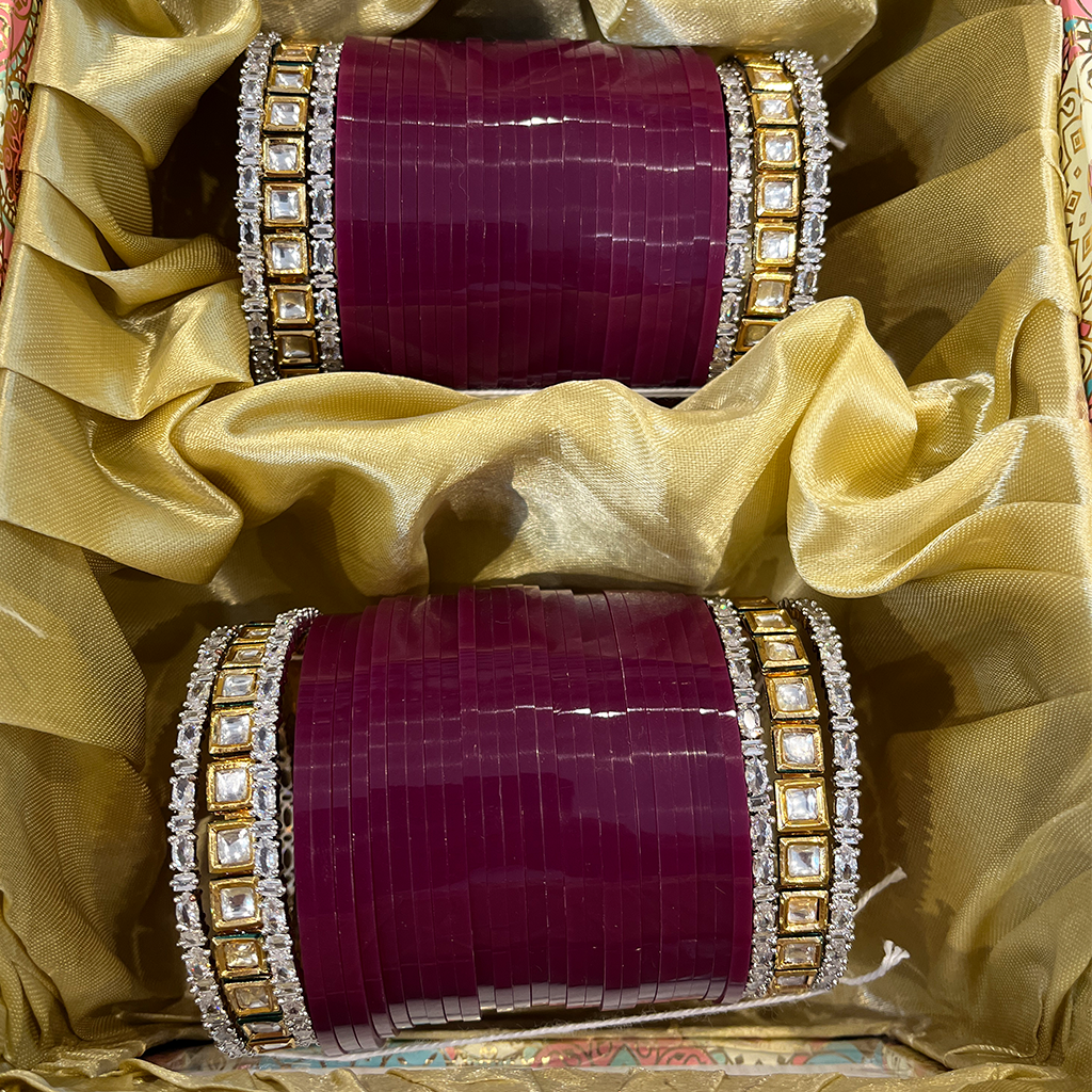 Garnisha Kundan Chuda