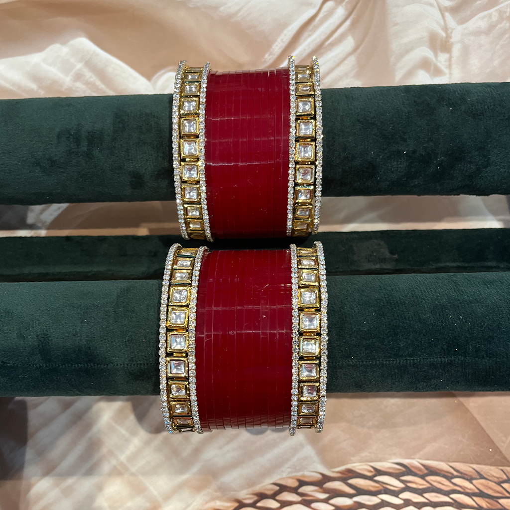 Garnisha AD Kundan Chuda Set