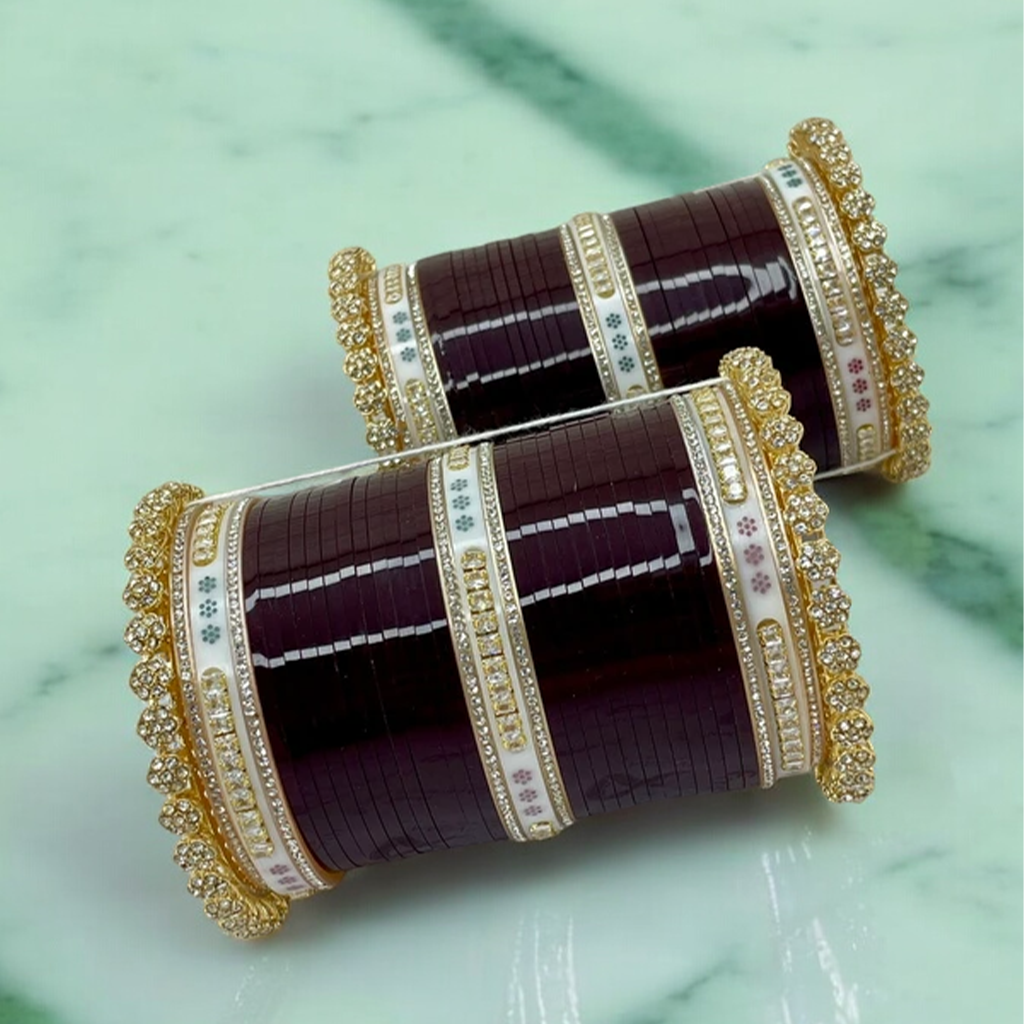 Garnisha AD Chuda Set