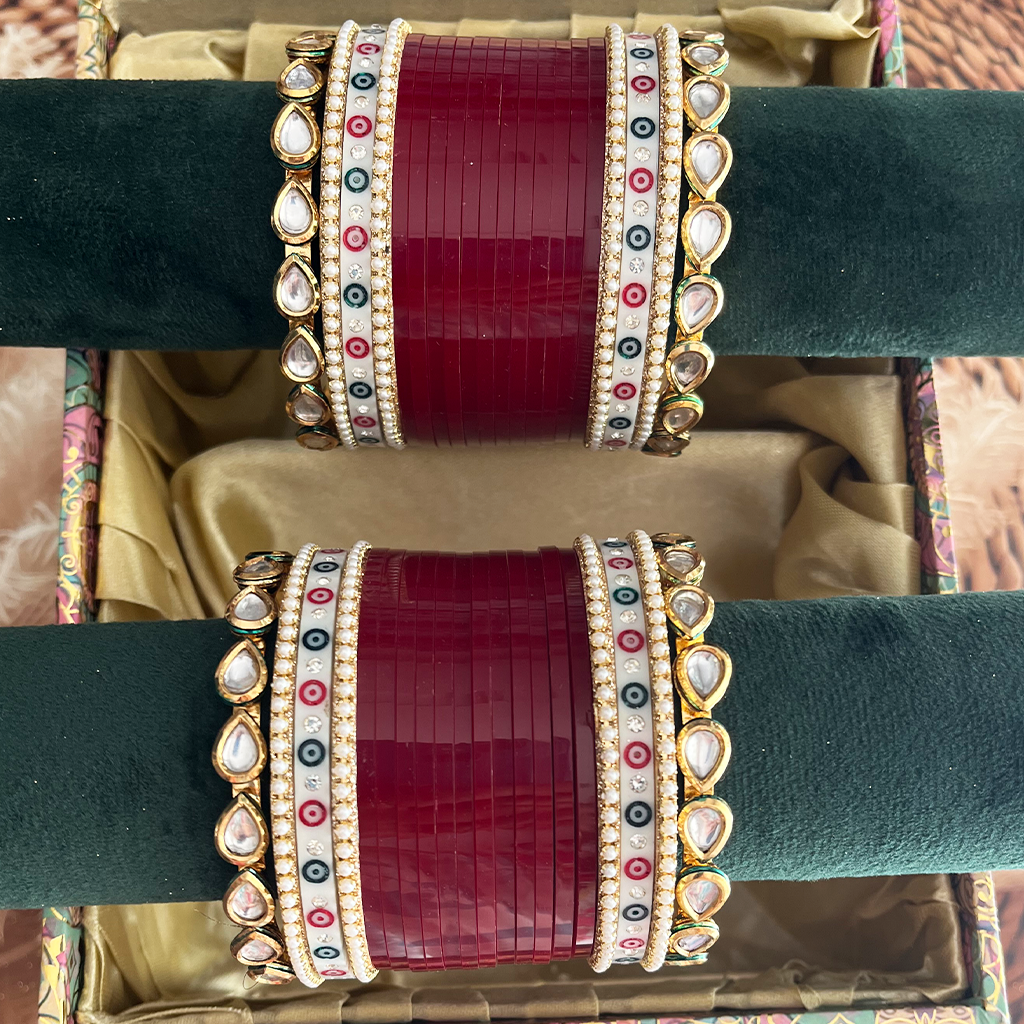 Kundan Chuda Set