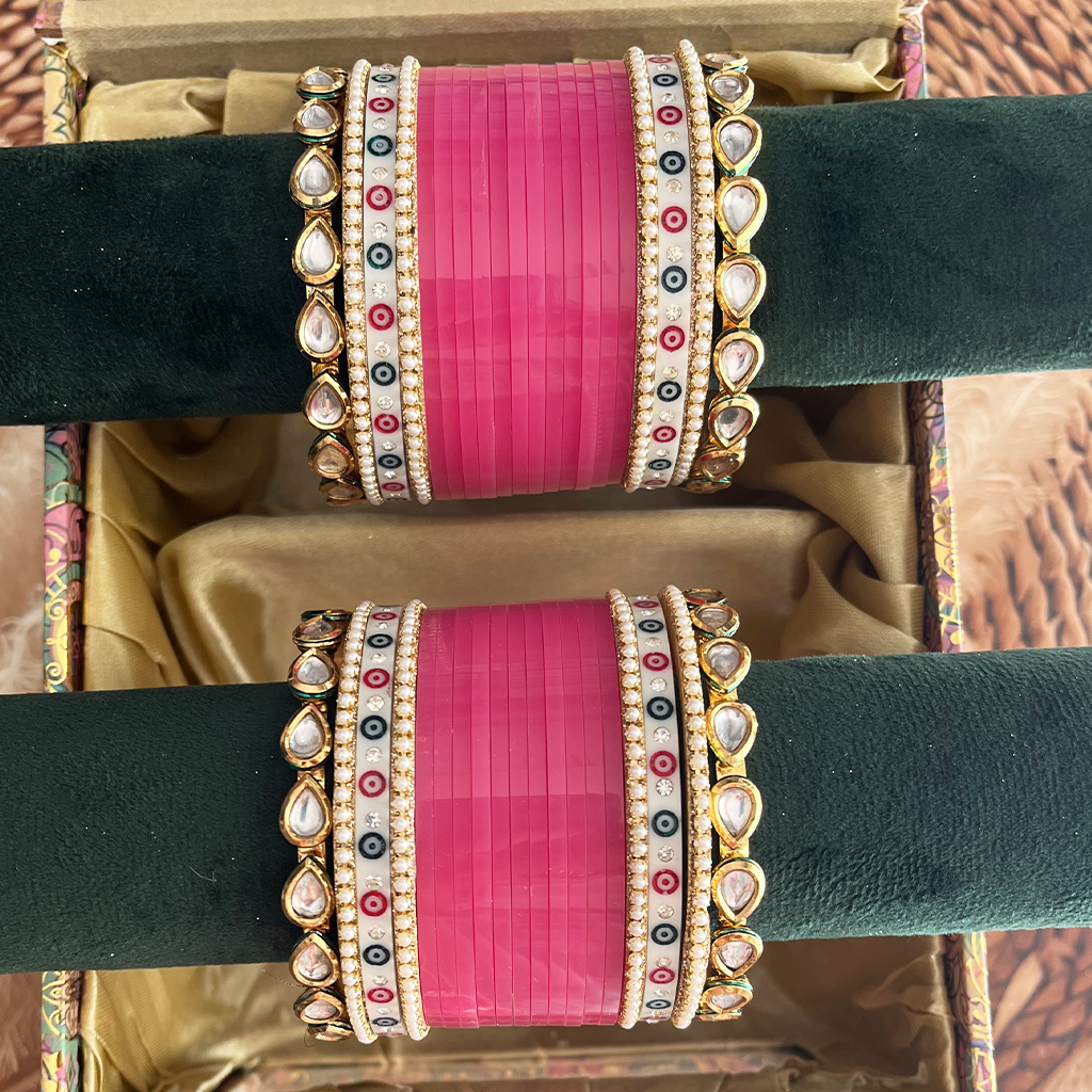 Kundan Chuda Set