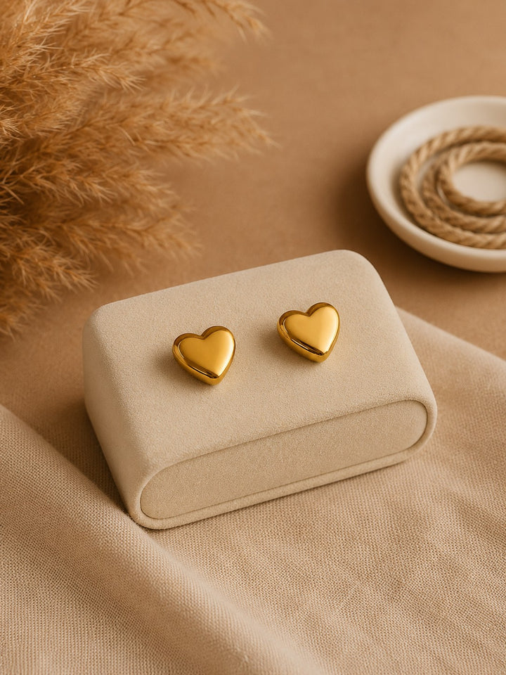 18k Gold Heart Stud Earrings