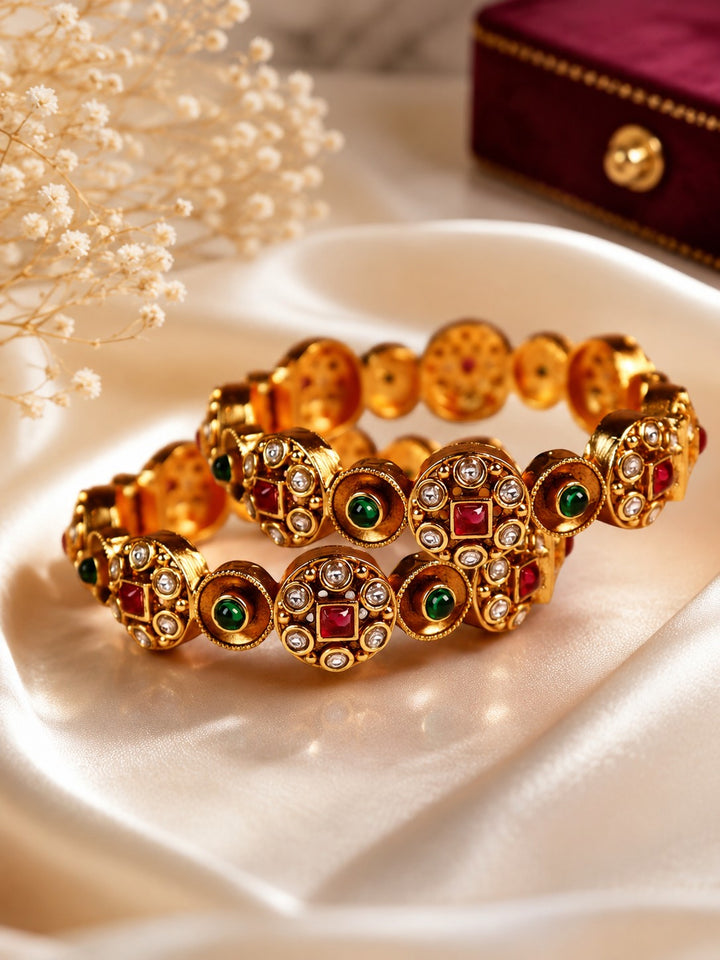 Navratna Royale Kada