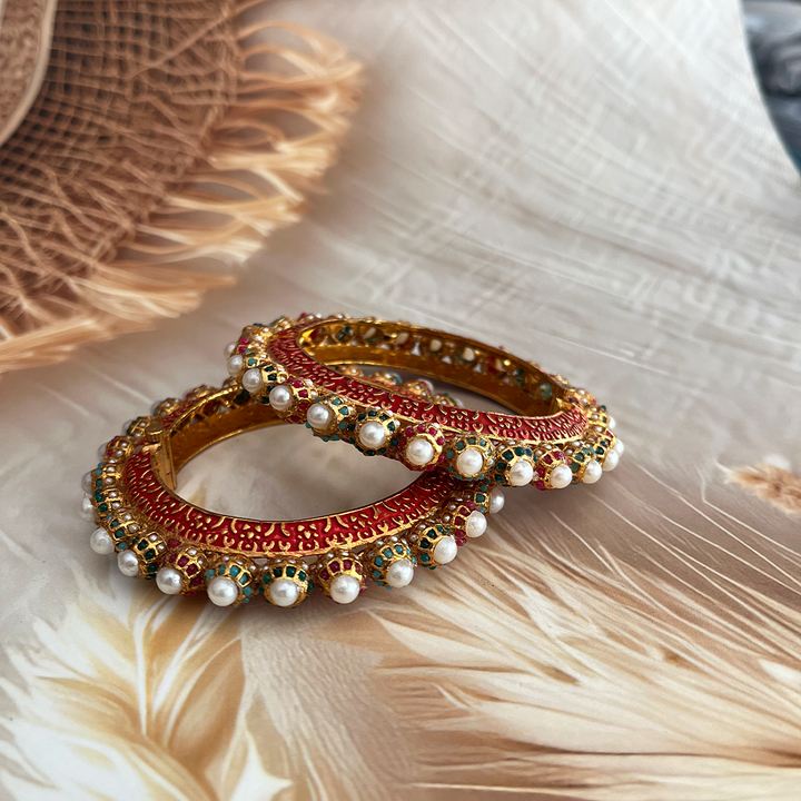 Garnisha Rajwadi Bangles Set