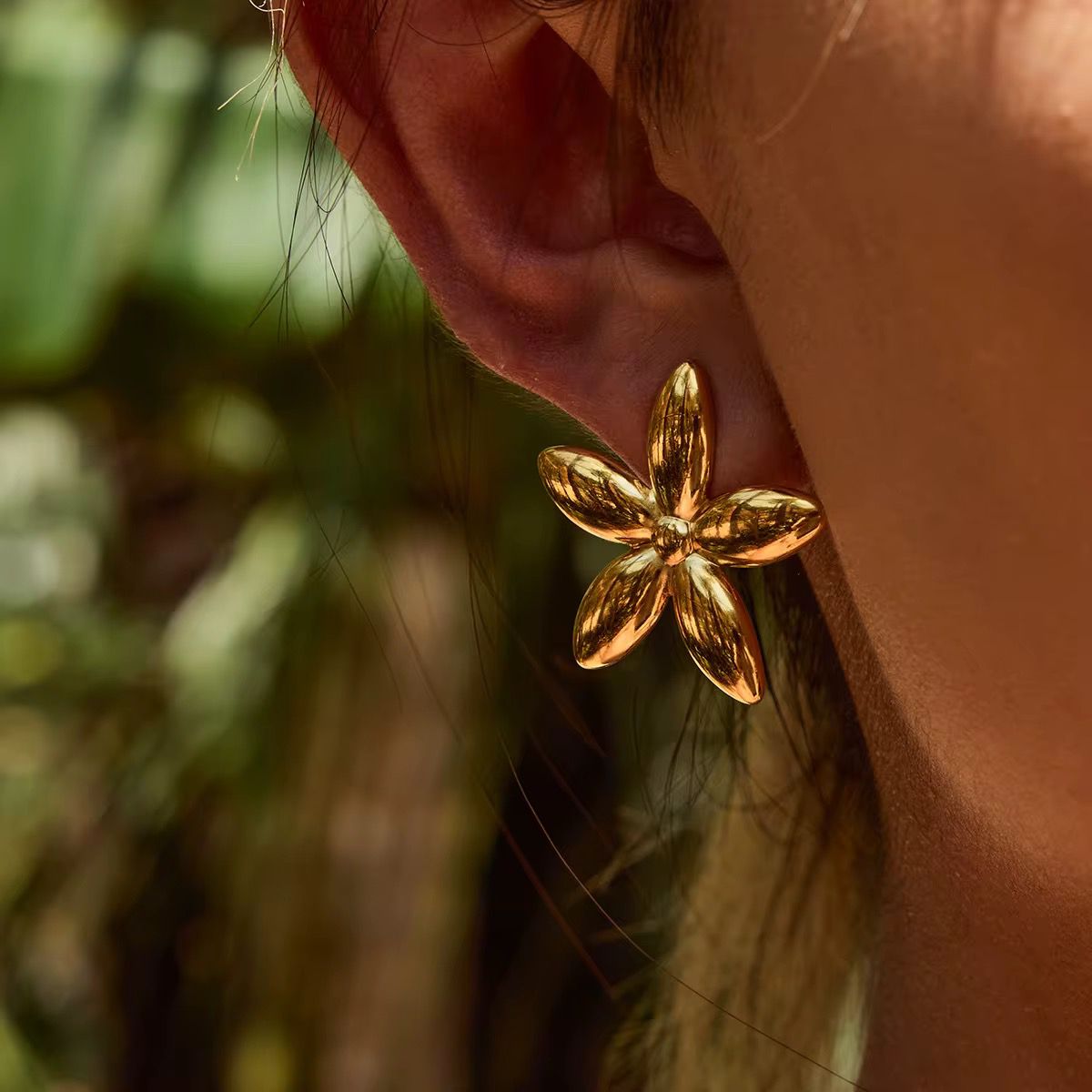 Sunpetal Studs