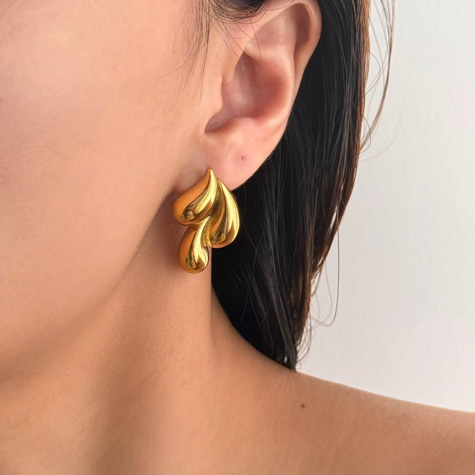 Fluid Grace Earrings
