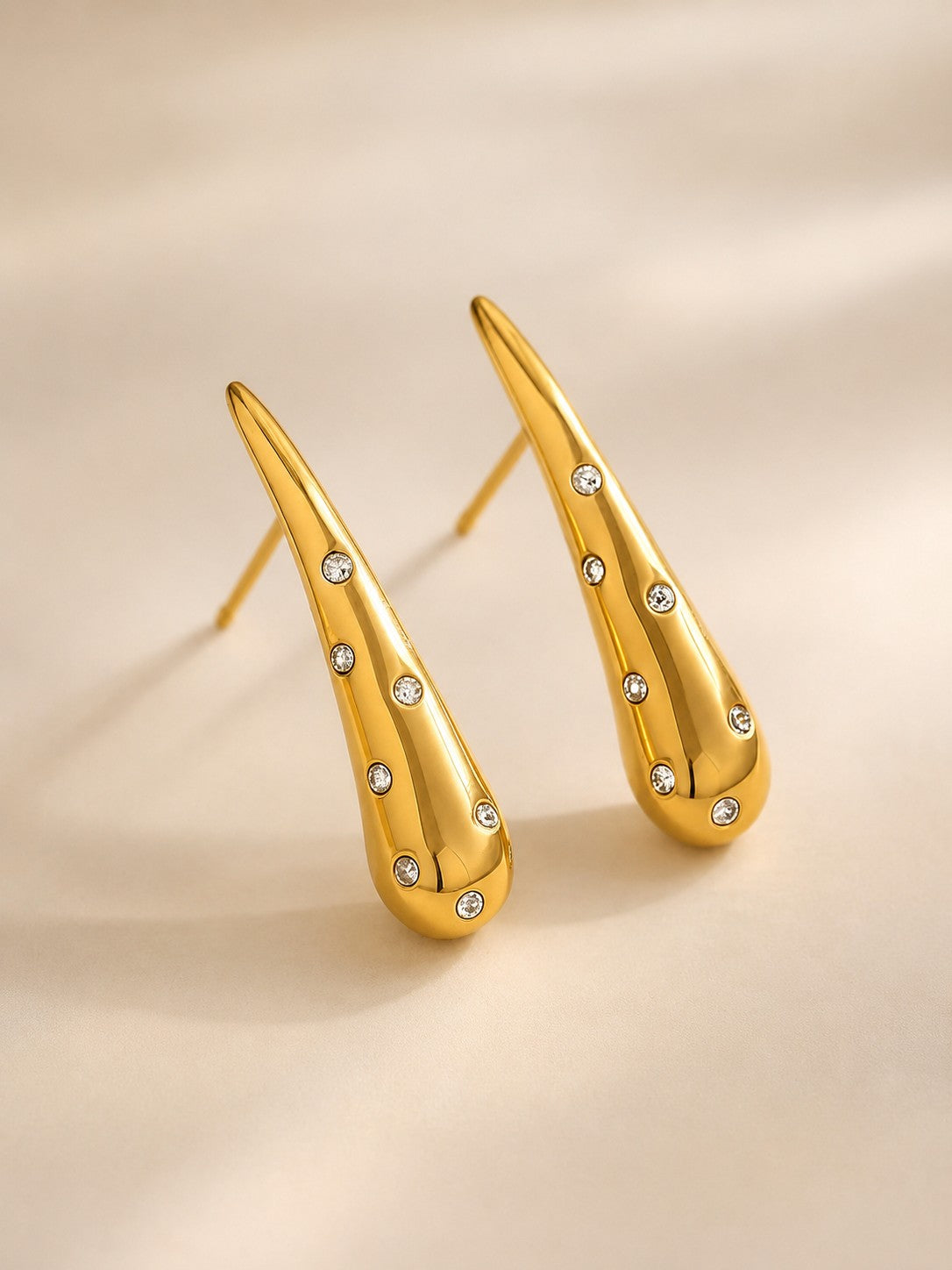 Dewdrop Shine Earrings