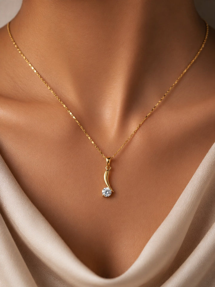 Chilly Drop Chain Pendant Set