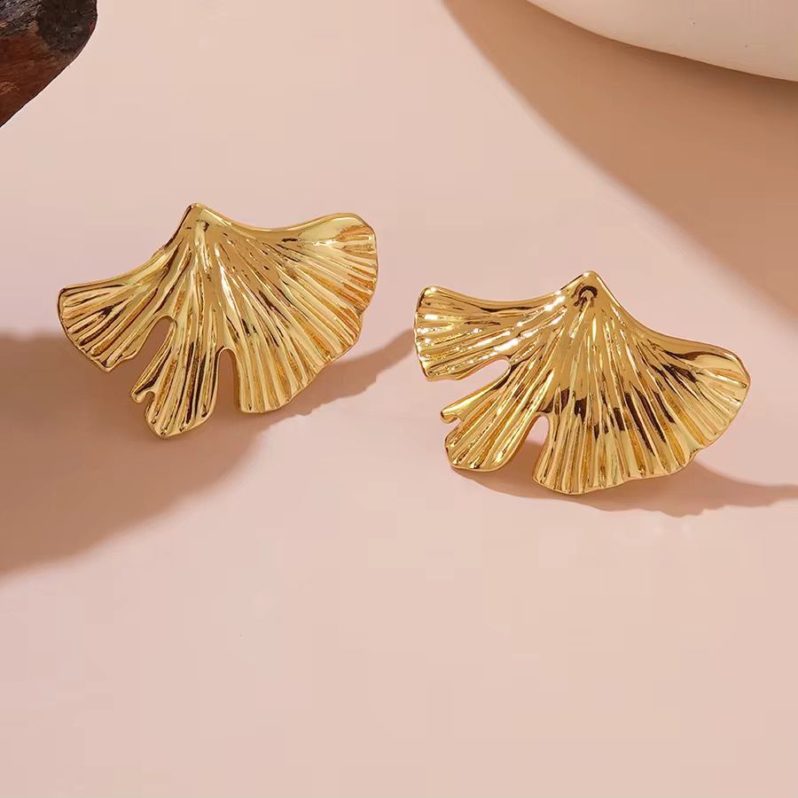 Petal Glow Earrings