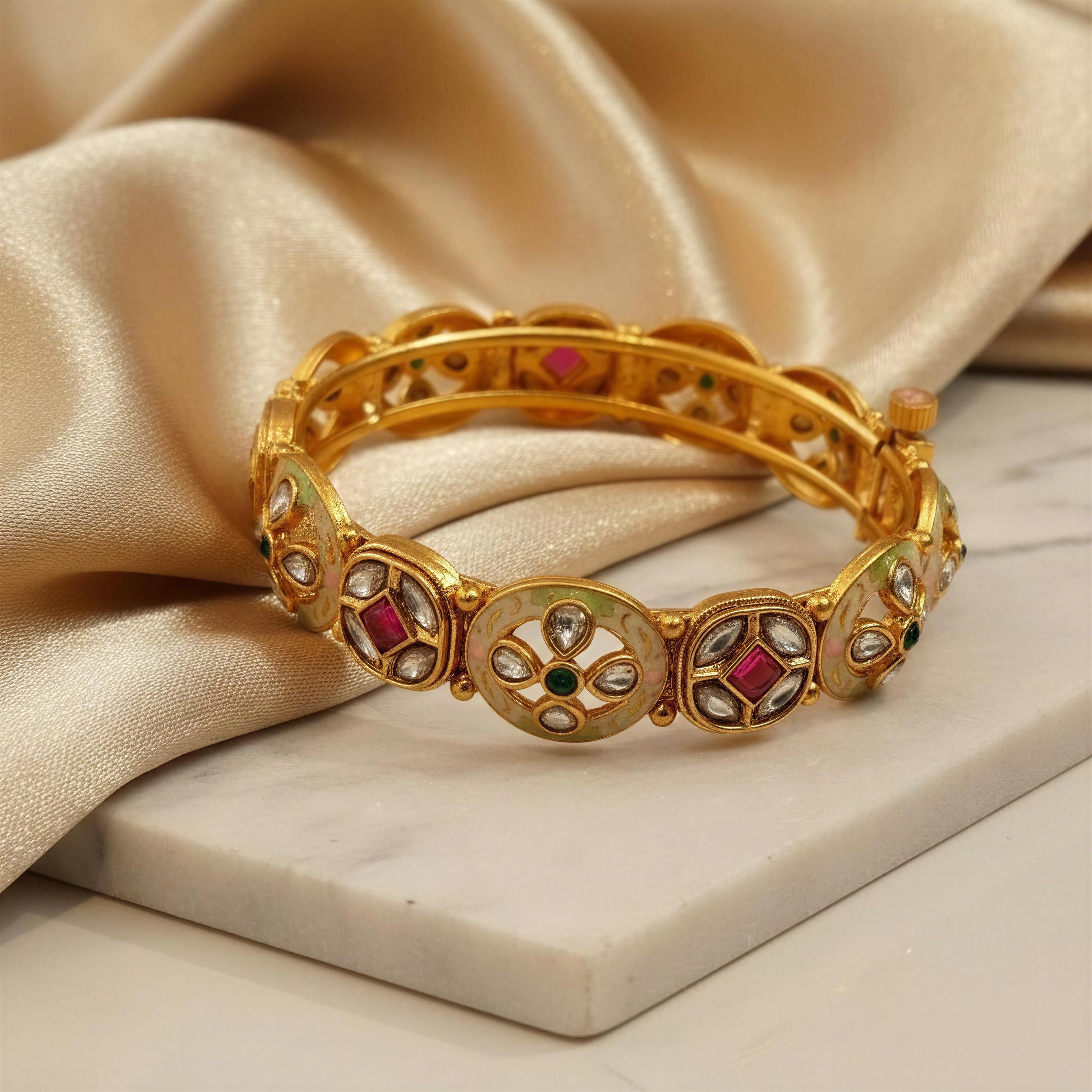 Shravanthi Noor Kada (Set of 2)