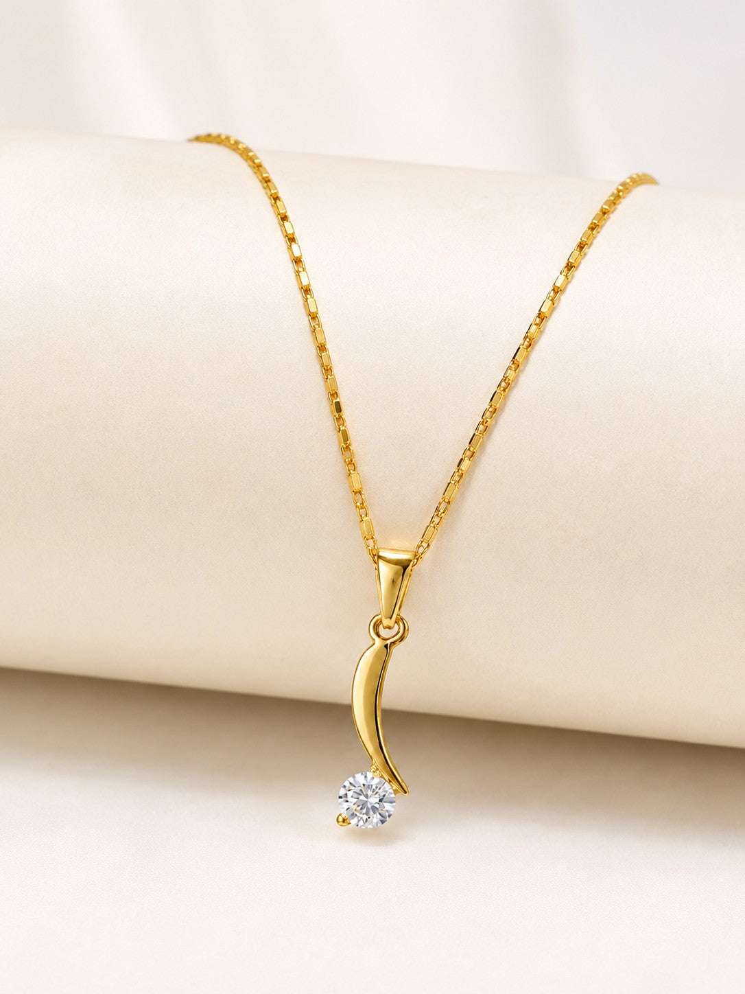 Chilly Drop Chain Pendant Set