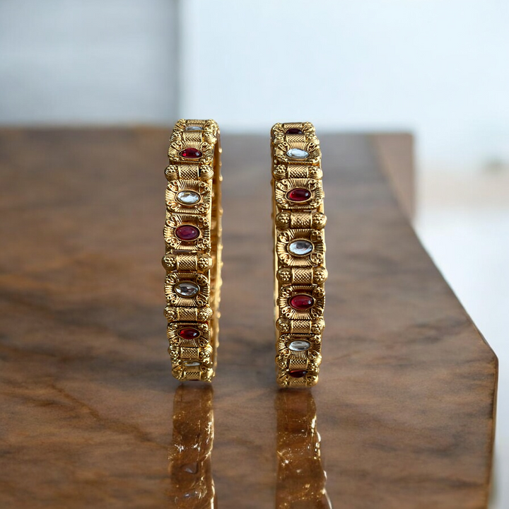 Garnisha Rajwadi Bangles Set