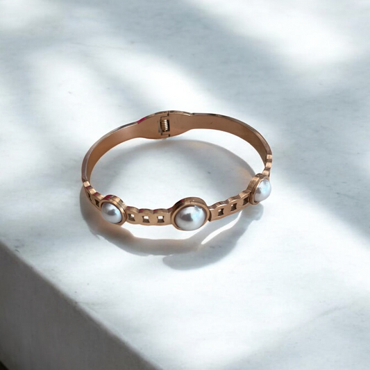 Rose Gold Pearl Bracelet