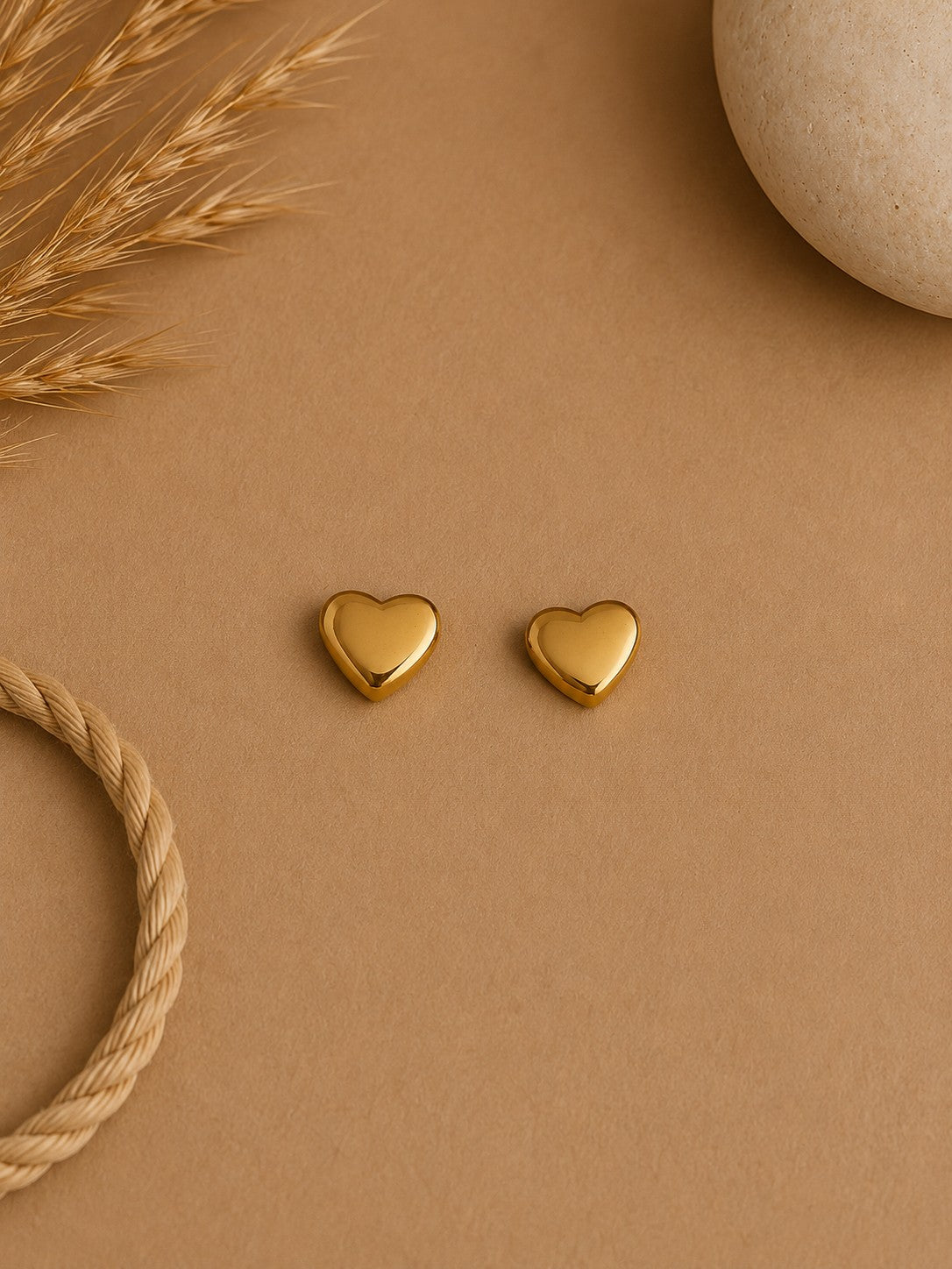 18k Gold Heart Stud Earrings