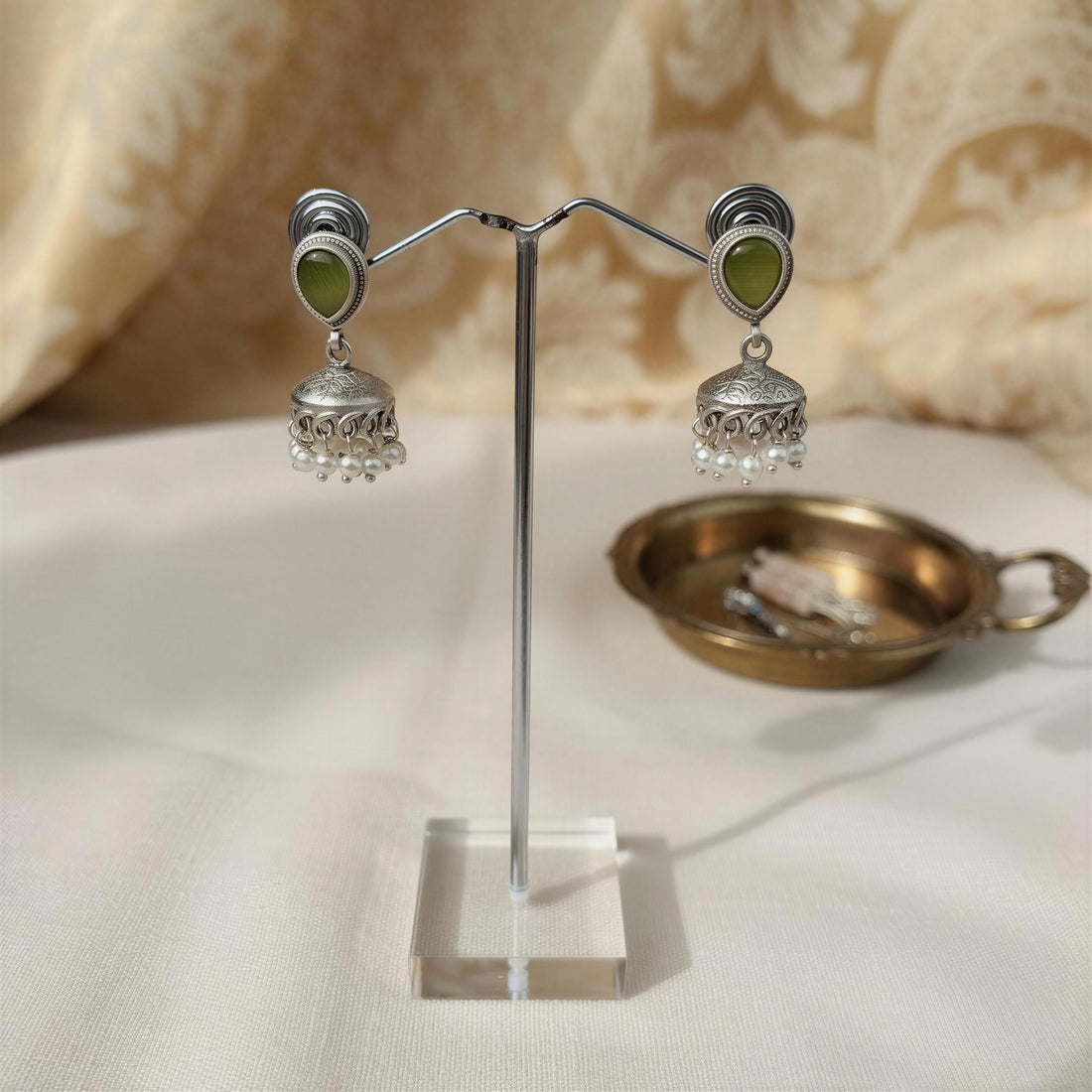 Ditya Jhumki Earrings