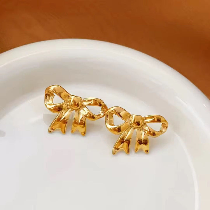 Aira Gold Studs