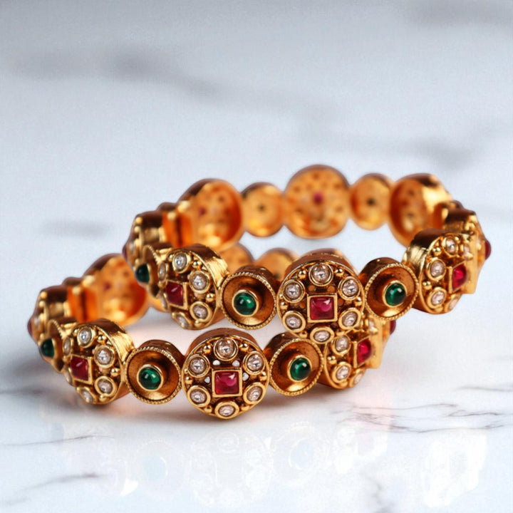 Navratna Royale Kada