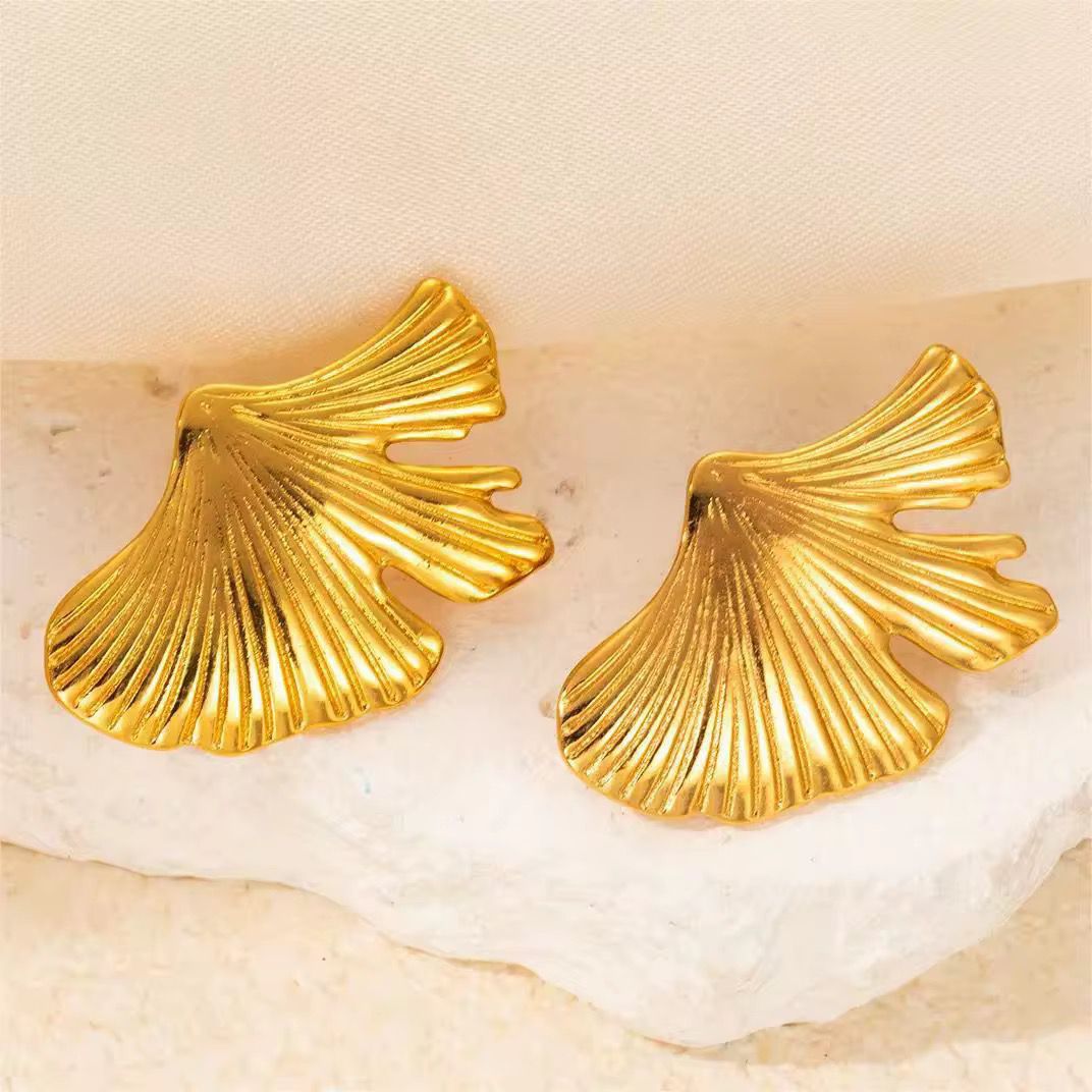 Petal Glow Earrings