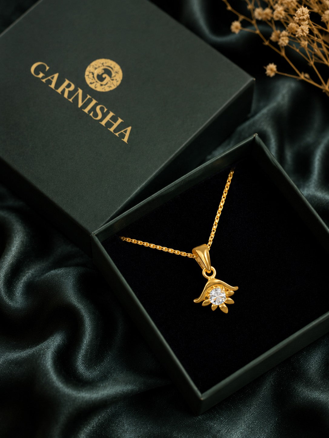 U Flower Chain Pendant Set