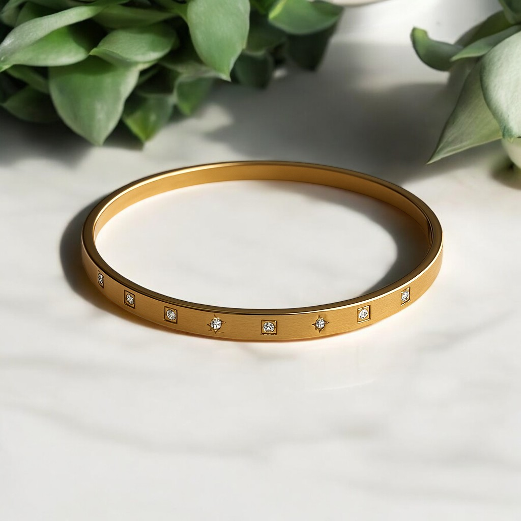 Many Star Bangle Bracelet