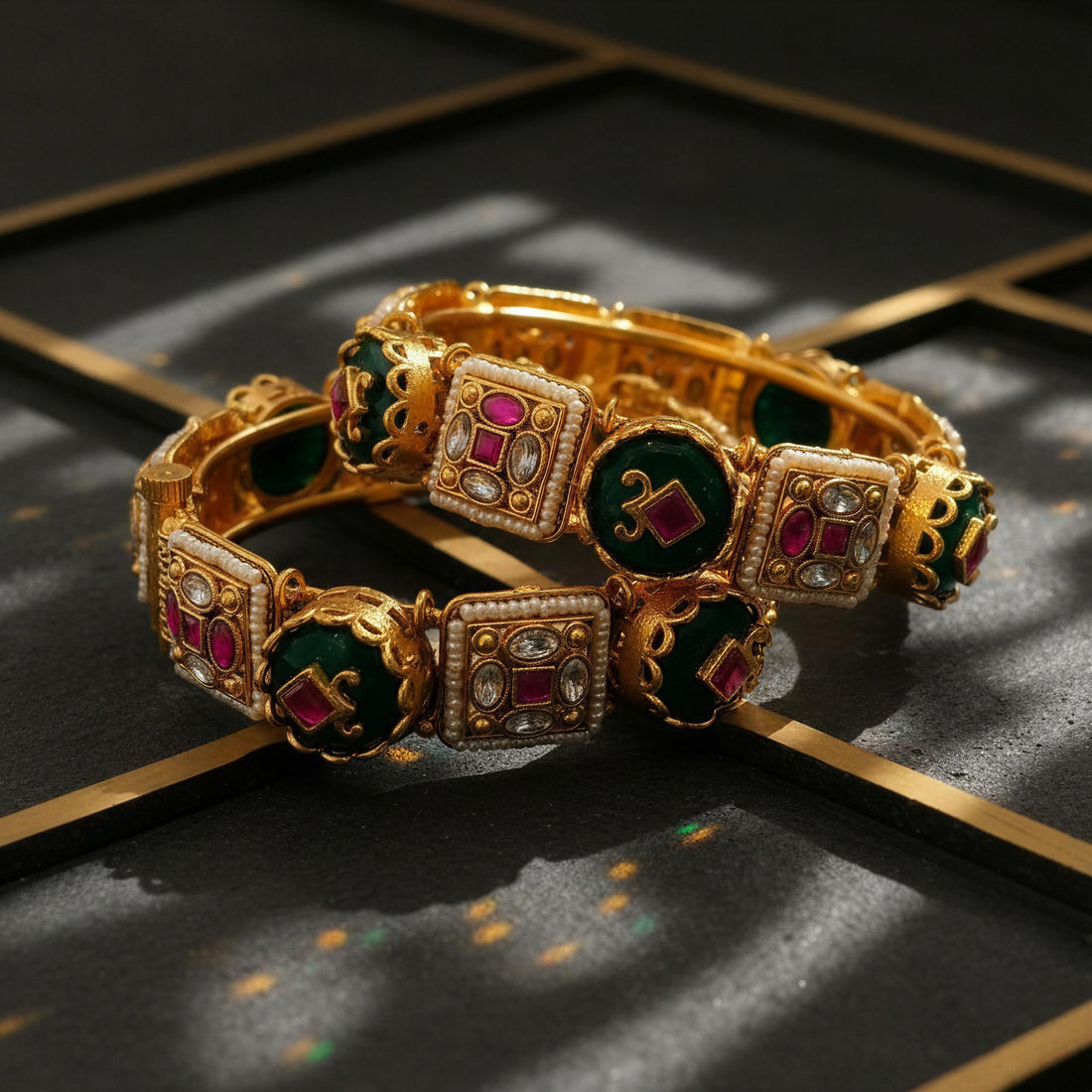 Aabharan Heritage Kada  (Set of 2)