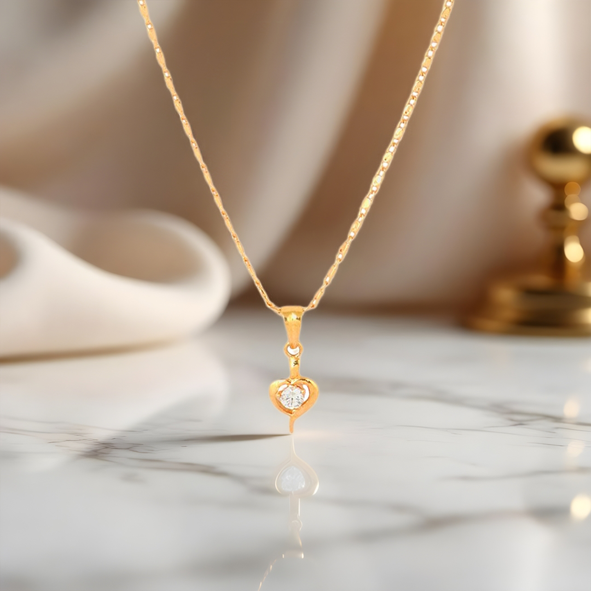 Sharp Heart Chain Pendant Set