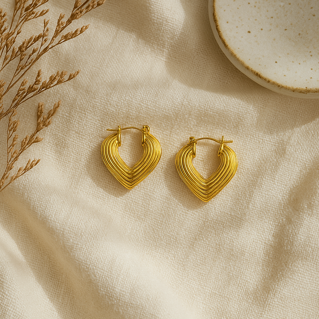 18k Gold Adorable Heart hoop Earrings