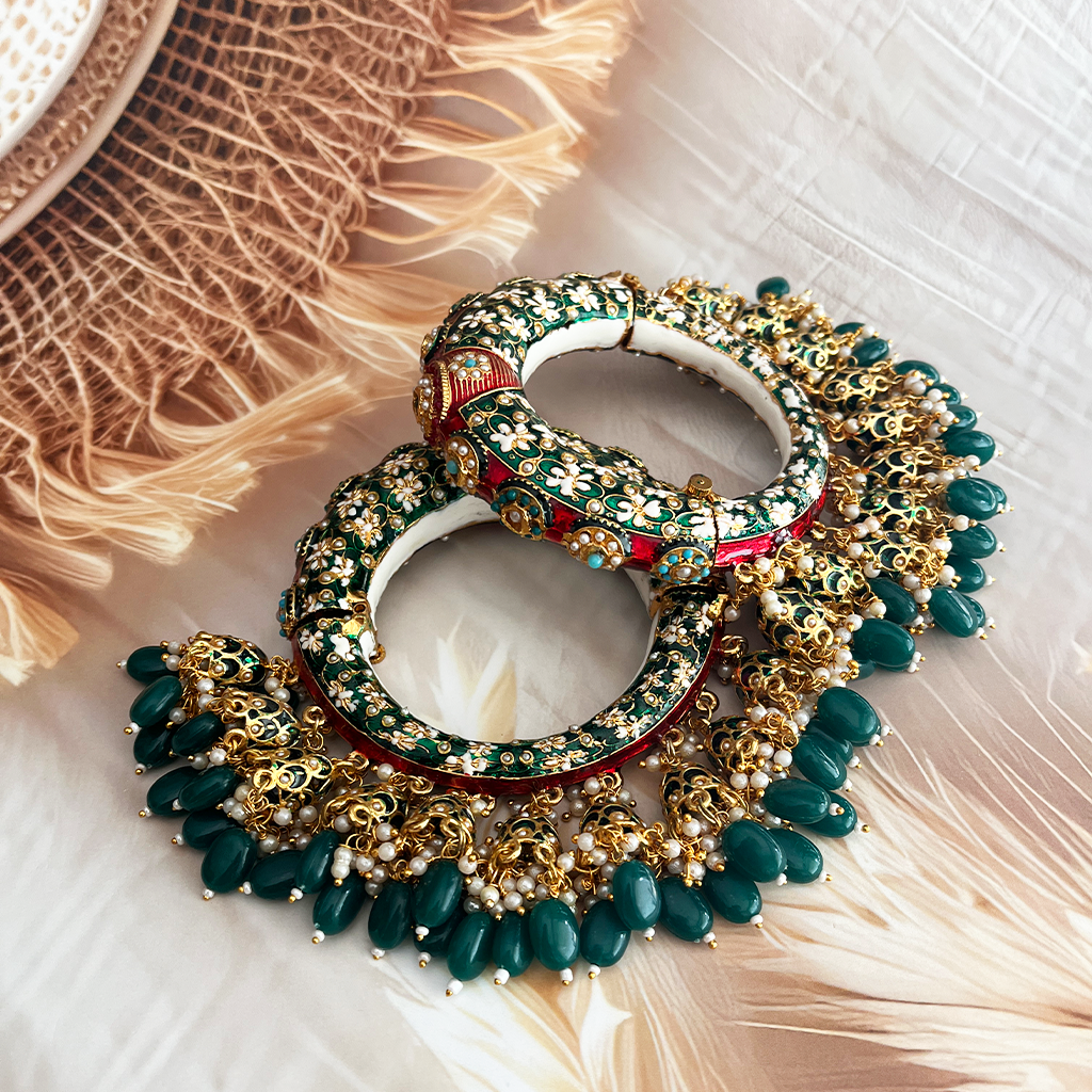 Garnisha Rajwadi Bangles Set