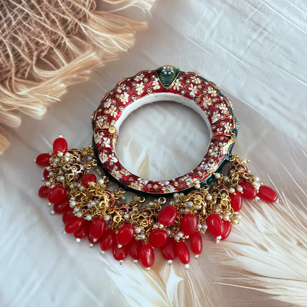 Garnisha Rajwadi Bangles Set